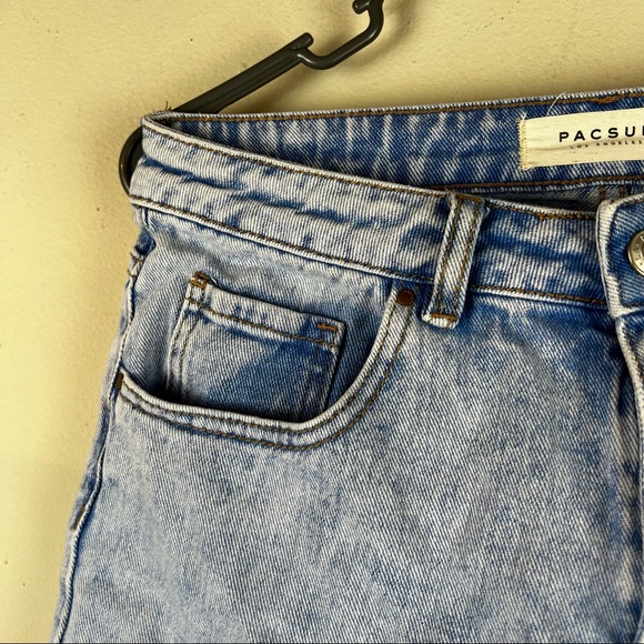 Pacsun Mom Short Light Wash Jean Shorts Rolled Cuff Size 29 - Picture 2 of 4